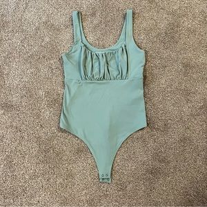 Abercrombie & Finch sage green seamless ruched body suit size medium
